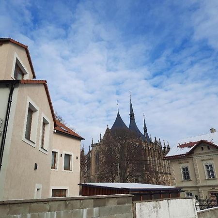Elvira Ubytovani V Soukromem Kutna Hora Luaran gambar