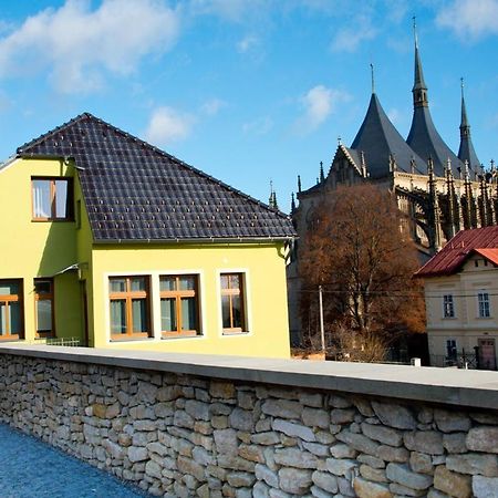 Elvira Ubytovani V Soukromem Kutna Hora Luaran gambar